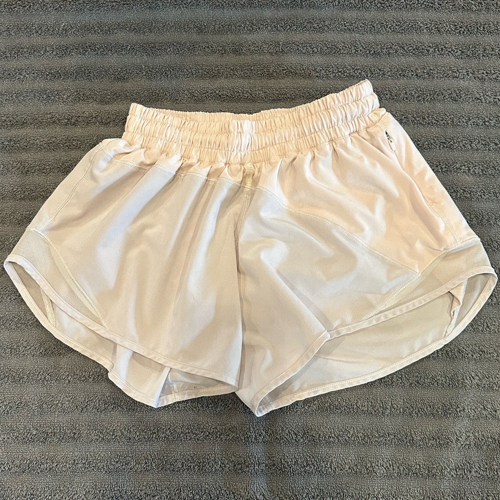 Lululemon Shorts Size 4 Angle Design